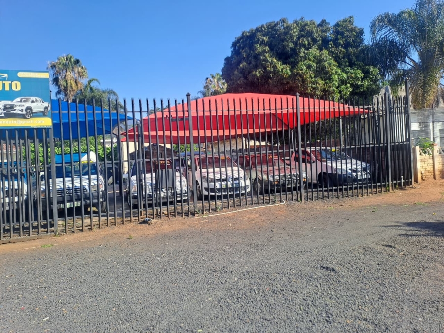 Commercial Property for Sale in Oos Einde North West